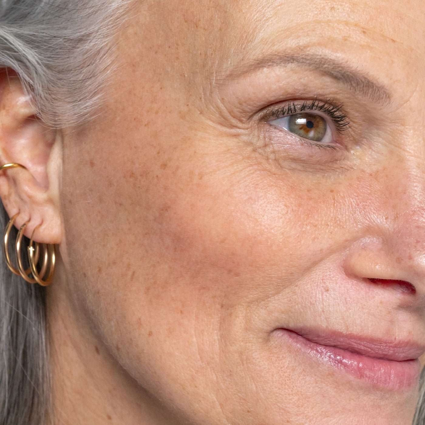Même Cosmetics - Wimpern- und Augenbrauenstift - soka